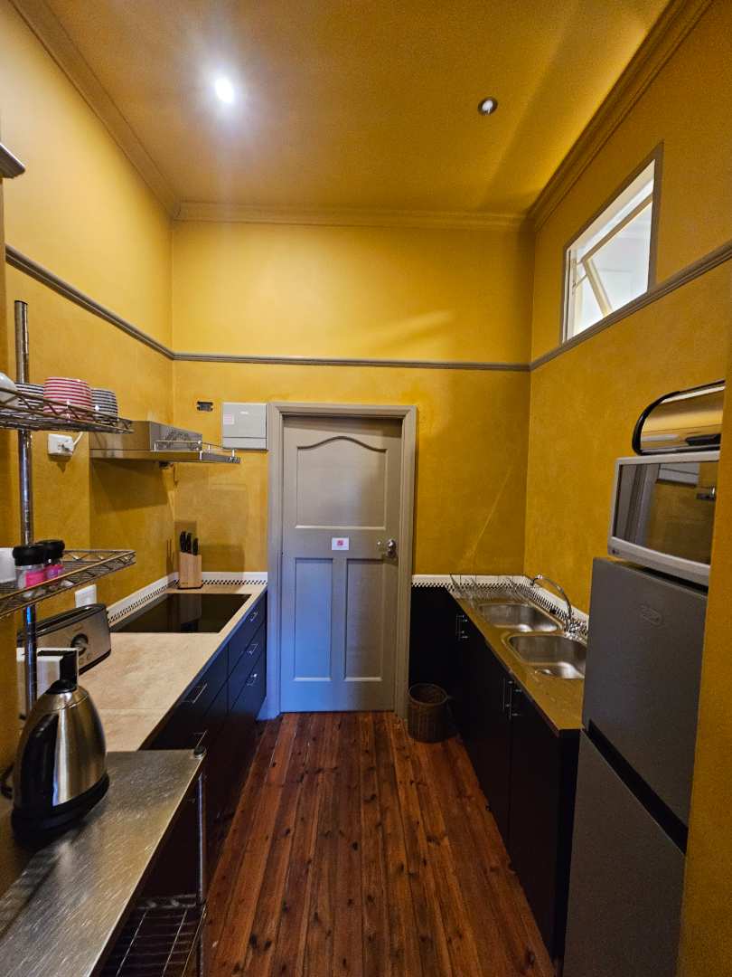 To Let 1 Bedroom Property for Rent in Gardens Western Cape